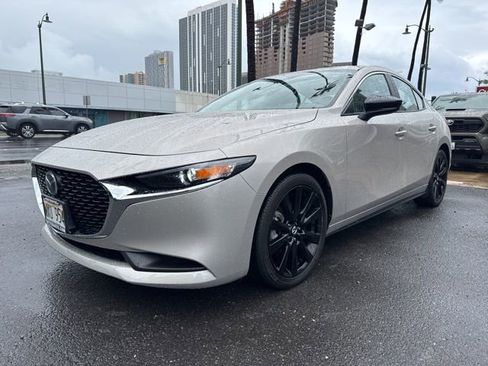 Used 2024 MAZDA MAZDA3 s image 3