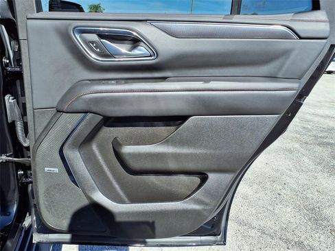 Used 2023 Chevrolet Tahoe RST image 15