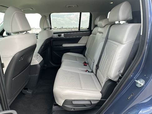 Used 2026 Hyundai Santa Fe SEL image 31