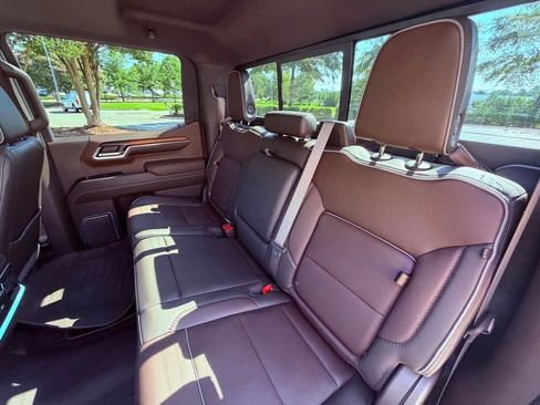 Used 2024 GMC Sierra 1500 Denali w/ Denali Reserve Package AWD/4WD image 15
