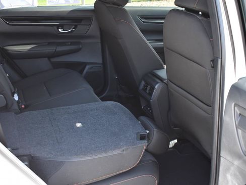 Used 2025 Honda CR-V Sport image 16