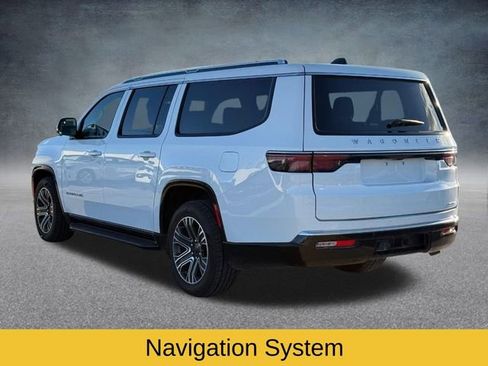 Used 2024 Jeep Wagoneer L Series II w/ Flexible Seating Group image 5