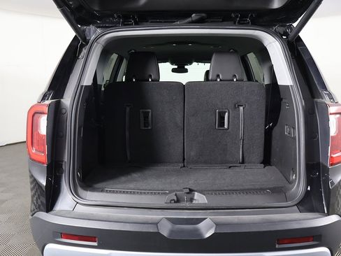 Used 2023 GMC Acadia SLT image 21