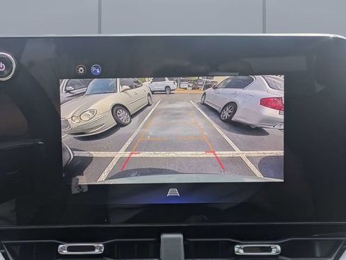 Used 2026 Chevrolet Equinox LT FWD image 21