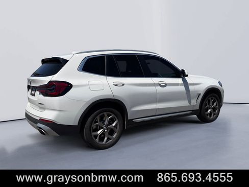 Used 2022 BMW X3 sDrive30i w/ Convenience Package RWD image 3
