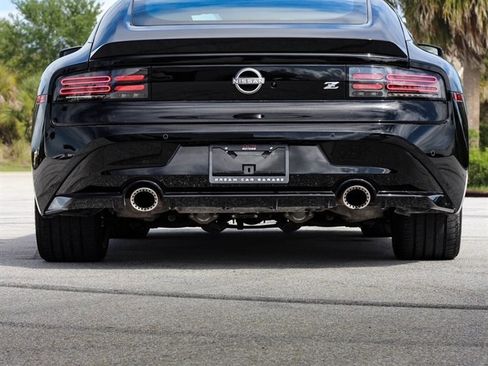 Used 2024 Nissan Z Performance w/ Floor Mat Package RWD image 5