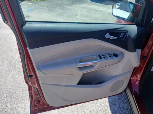 Used 2015 Ford Escape SE AWD/4WD image 11