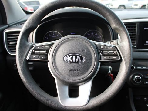 Used 2020 Kia Sportage LX image 13
