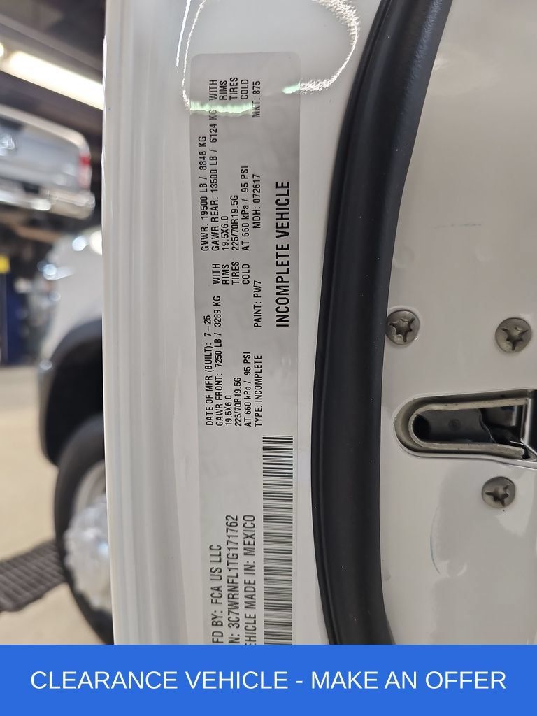 New 2026 RAM 5500 Tradesman AWD/4WD image 79
