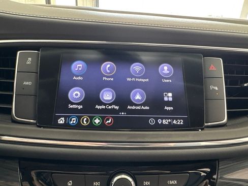 Used 2020 Buick Enclave Essence AWD/4WD image 25