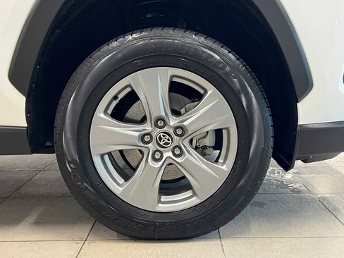 Certified 2022 Toyota RAV4 XLE image 7