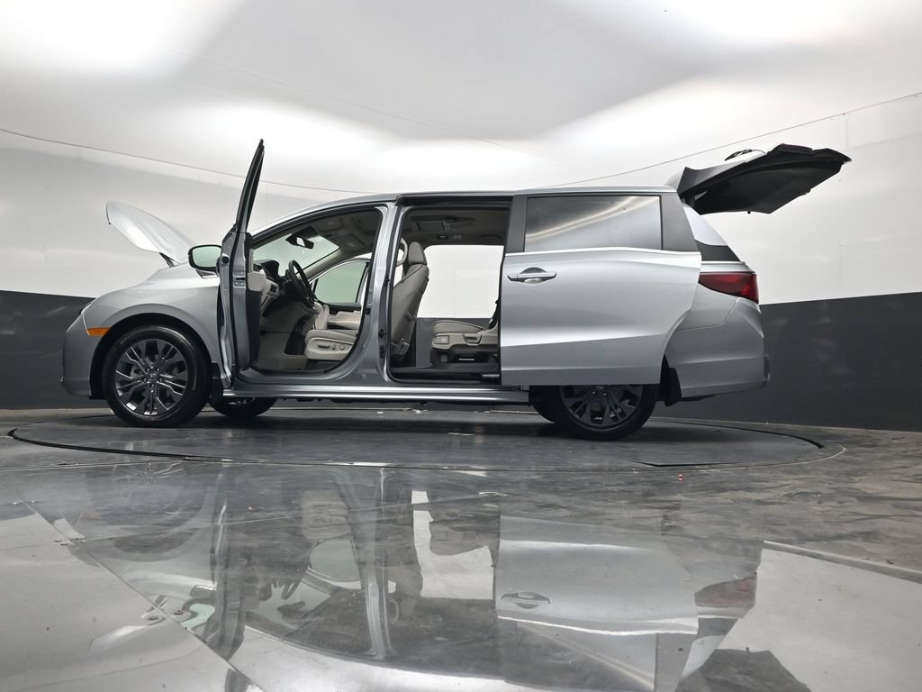 New 2027 Honda Odyssey Touring image 36