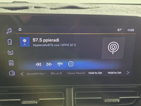 Used 2024 Chevrolet Trax ACTIV w/ Sunroof Package image 38