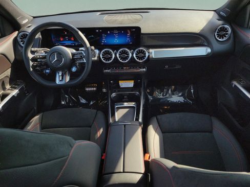 New 2025 Mercedes-Benz GLB 35 AMG 4MATIC image 9