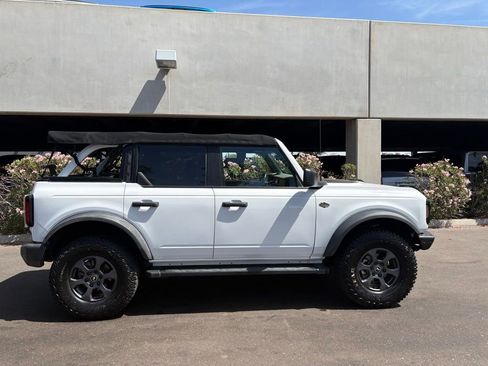 Used 2024 Ford Bronco Wildtrak AWD/4WD image 3