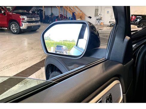 Used 2020 Ford Explorer Limited AWD/4WD image 32