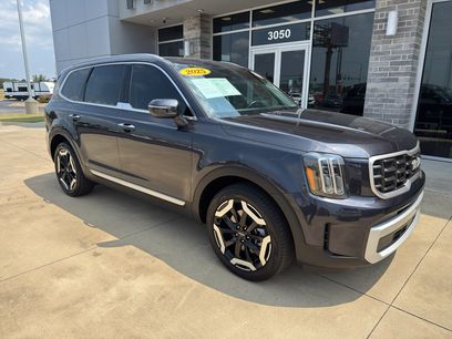 Used 2025 Kia Telluride S