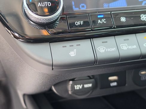 New 2026 Hyundai Elantra Limited FWD image 28
