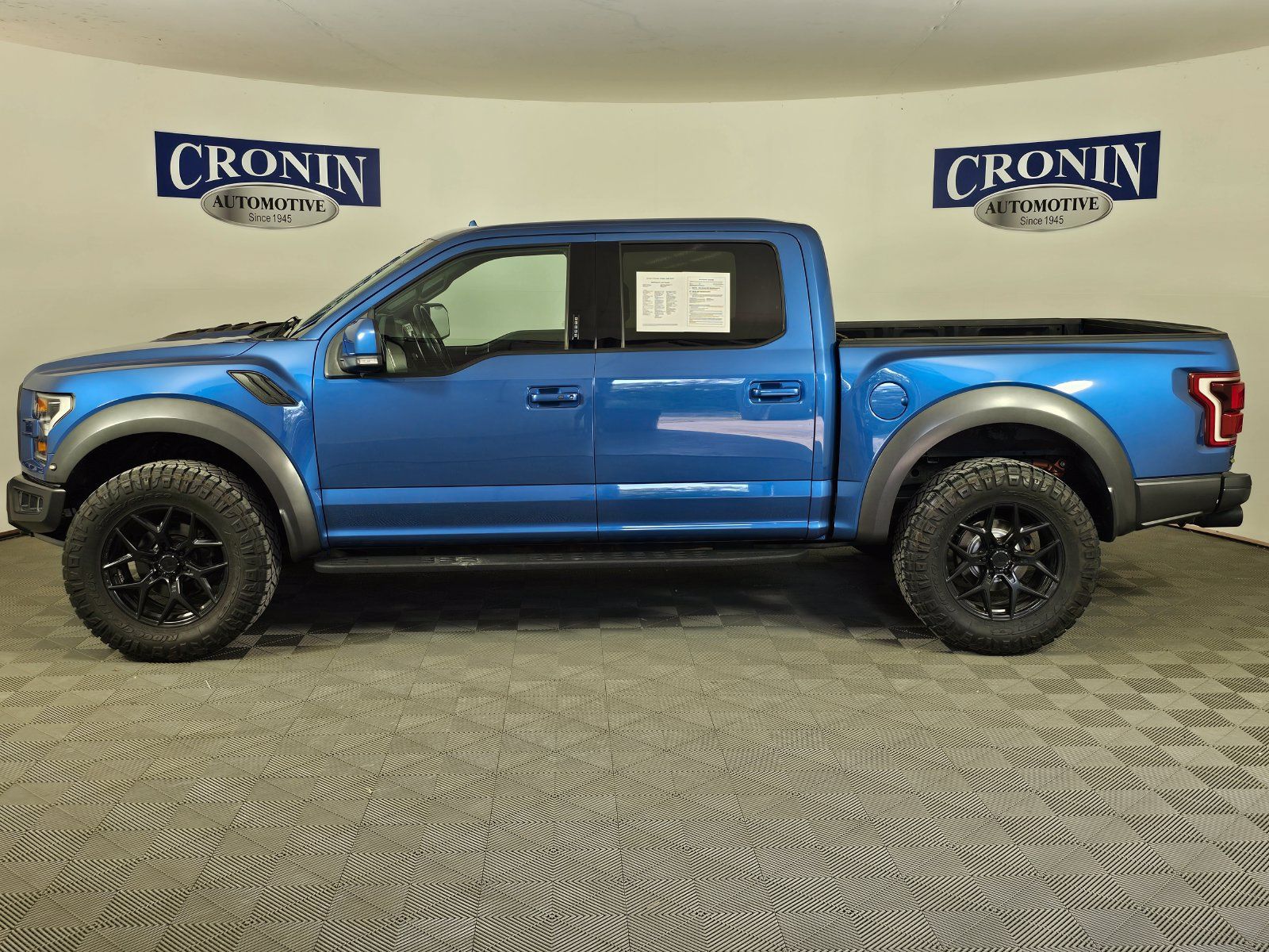 Used 2019 Ford F150 Raptor w/ Equipment Group 802A Luxury AWD/4WD image 35