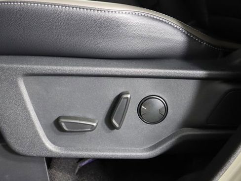 New 2025 Ford Bronco Outer Banks w/ Sasquatch Package image 31