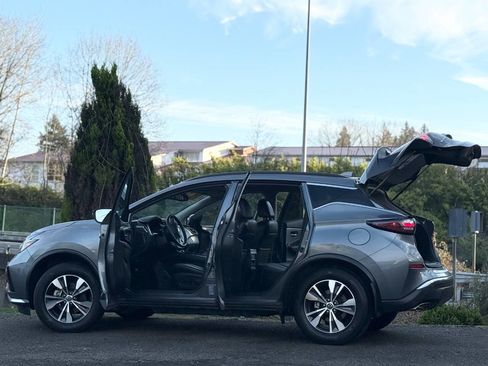 Used 2022 Nissan Murano SV image 18