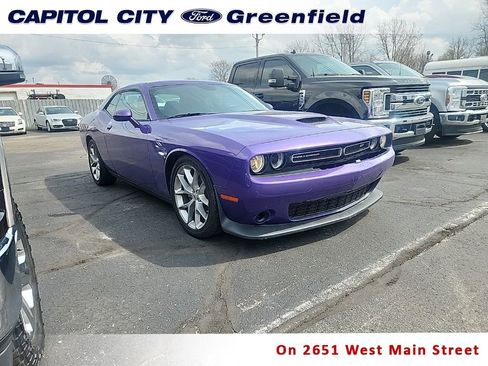 Used 2023 Dodge Charger SXT image 1