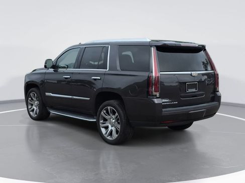 Certified 2016 Cadillac Escalade Luxury AWD/4WD image 6