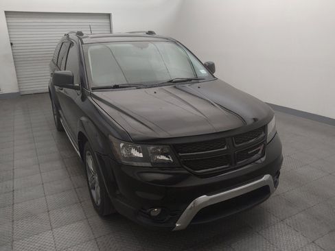 Used 2018 Dodge Journey Crossroad FWD image 14