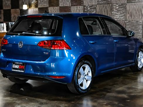 Used 2017 Volkswagen Golf Wolfsburg Edition FWD image 10