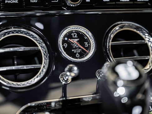 Used 2024 Bentley Continental GT Speed image 31