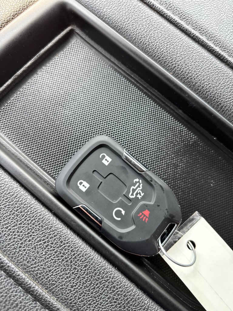 Used 2022 Chevrolet Silverado 1500 RST w/ Safety Package AWD/4WD image 27
