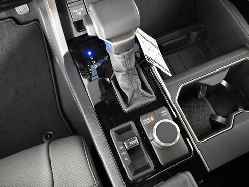 New 2026 Toyota Tundra SR5 AWD/4WD image 33