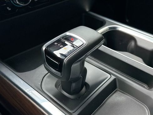 Used 2023 GMC Sierra 1500 SLT w/ SLT Premium Package image 17