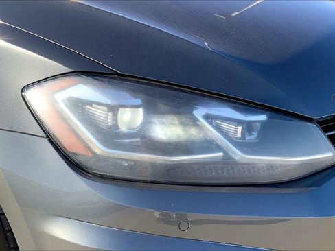 Used 2019 Volkswagen Golf R 4-Door image 28