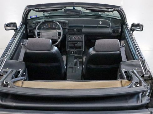 Used 1990 Ford Mustang GT RWD image 27