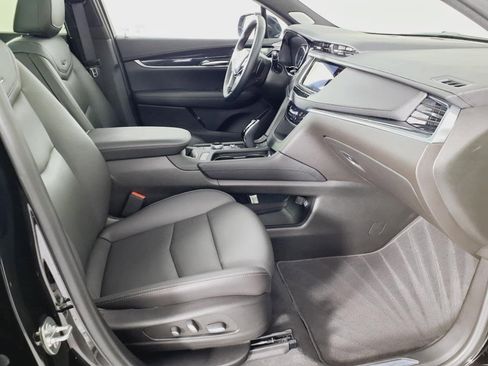 Certified 2025 Cadillac XT5 Premium Luxury image 23