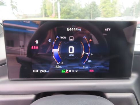 Used 2025 Chevrolet Silverado EV W/T AWD/4WD image 21