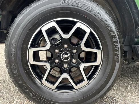 Used 2025 Ford Bronco Outer Banks AWD/4WD image 14