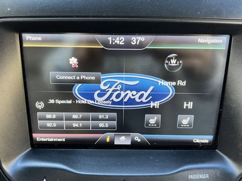 Used 2015 Ford Explorer XLT w/ Equipment Group 202A image 13