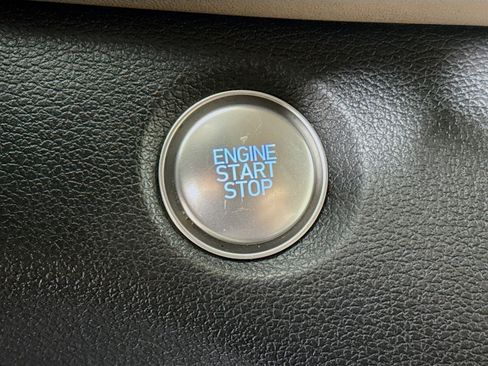 Used 2020 Hyundai Santa Fe SEL w/ Cargo Package image 21