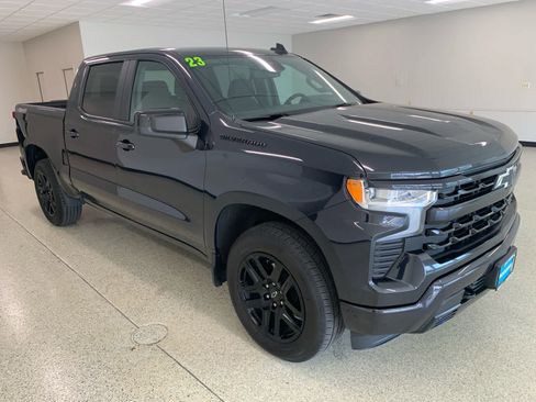 Used 2023 Chevrolet Silverado 1500 RST w/ LPO, Dark Essentials Package image 4