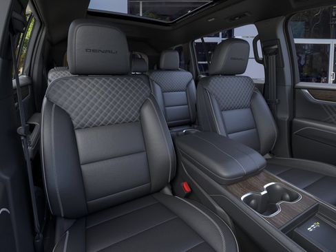 New 2026 GMC Acadia Denali w/ Super Cruise Package FWD image 16