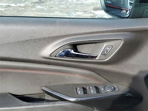 Certified 2025 Chevrolet Trax RS w/ Driver Confidence Package image 22