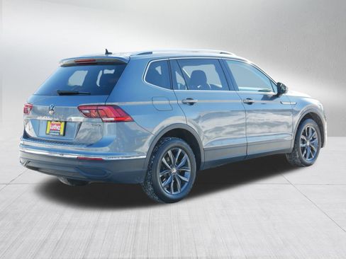 Used 2022 Volkswagen Tiguan SE image 7