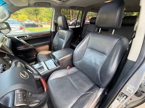 Used 2016 Lexus GX 460 w/ Premium Package AWD/4WD image 55