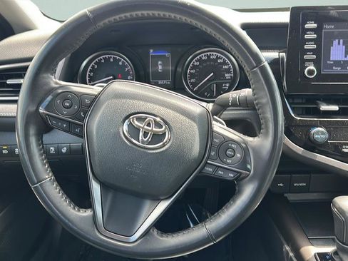 Used 2023 Toyota Camry SE FWD image 13