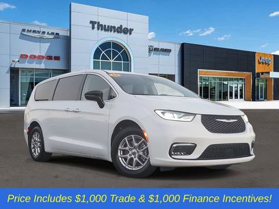 Certified 2024 Chrysler Pacifica Touring-L