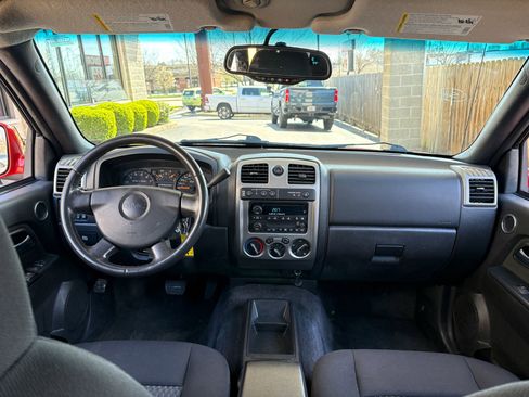 Used 2010 GMC Canyon SLE AWD/4WD image 2