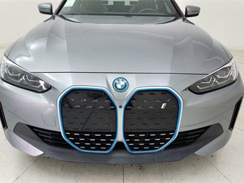 Used 2023 BMW i4 eDrive35 w/ Premium Package image 8