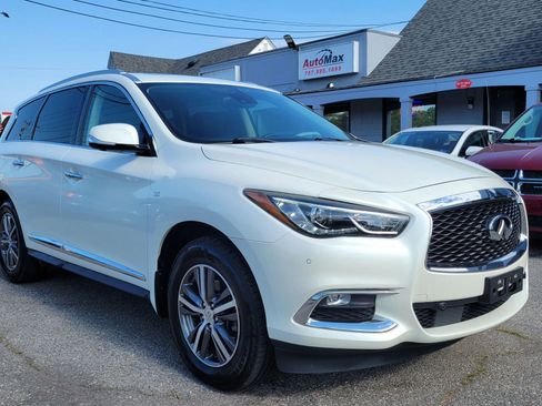 Used 2019 INFINITI QX60 Luxe w/ Essential Package AWD/4WD image 6